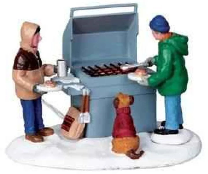 04234 - Grillin' & Chillin', B/O (4.5V) - Lemax Christmas Village Table Pieces