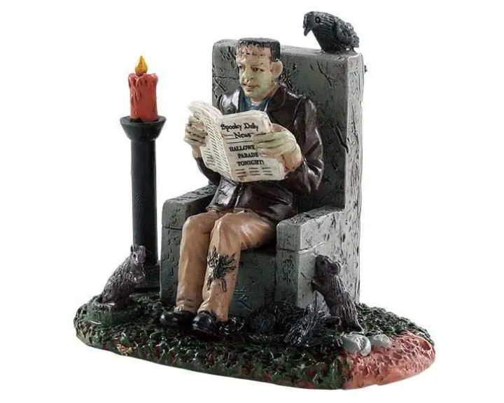 82570 - Monster Reading Spooky News - Lemax Spooky Town Figurines