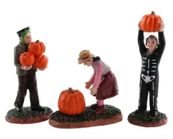 82565 - Pumpkin Pickers, Set Of 3 - Lemax Spooky Town Figurines