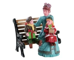 82606 - Sitting Together - Lemax Figurines