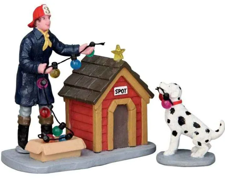 52320 - Spot Helps Out, Set Of 2 - Lemax Christmas Figurines